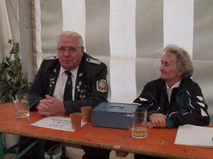 1200-P9040879