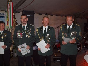 1200-P9041010