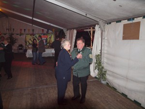 1200-P9041077 