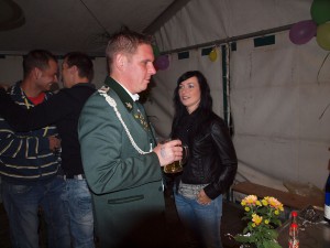 1200-P9041085 